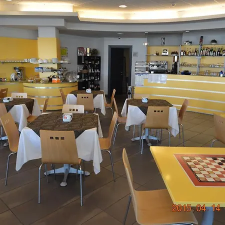 Hotel Dama 3*