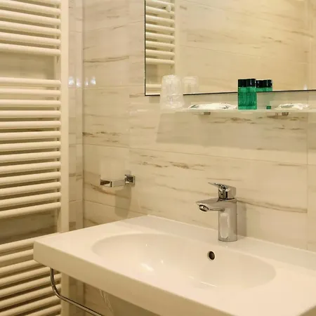 Hotel Dama Fossano