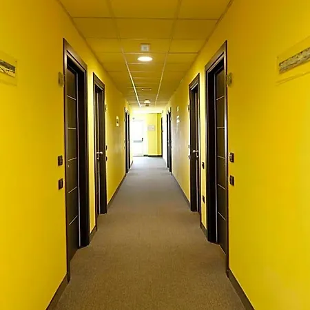 Dama Hotel 3*