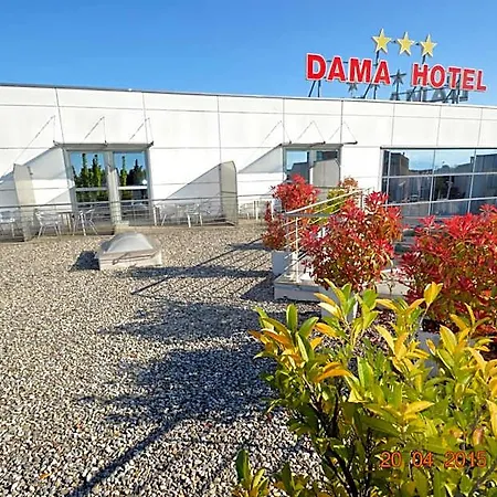 Dama Hotel 3*
