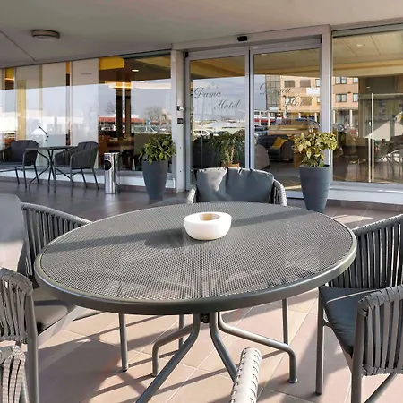 Dama Hotel