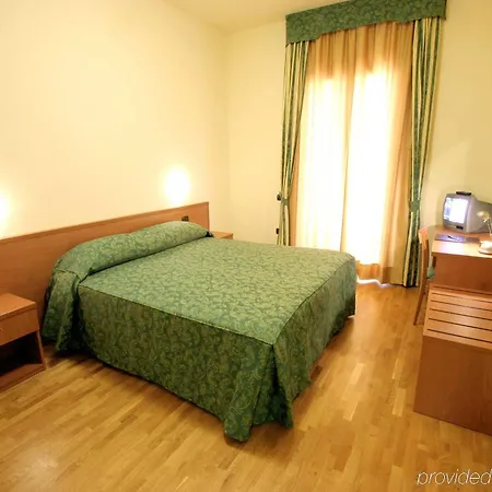 Dama Hotel
