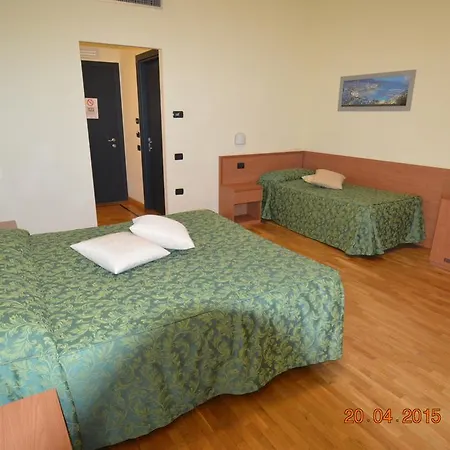 Dama Hotel